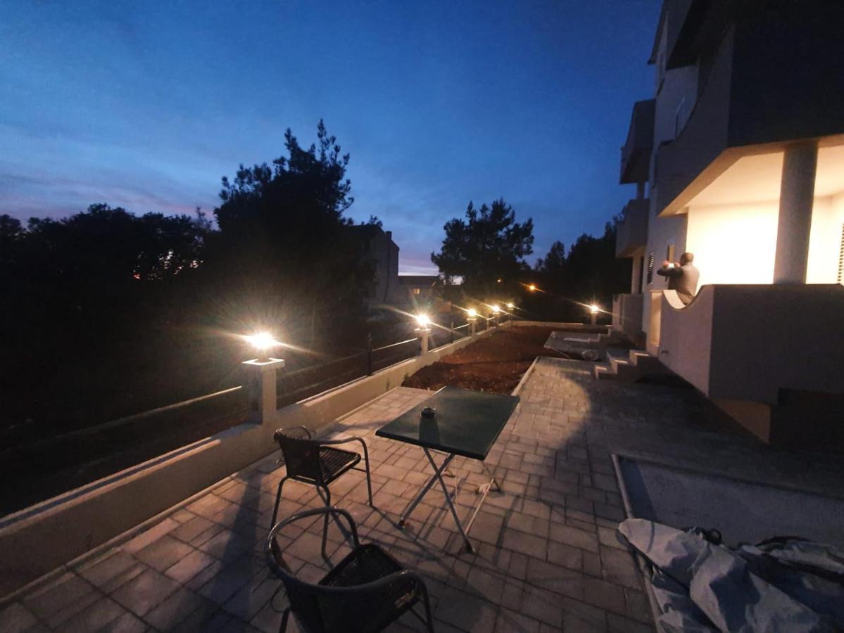 Apartments Villa M&M 2 Bibinje Exteriör bild