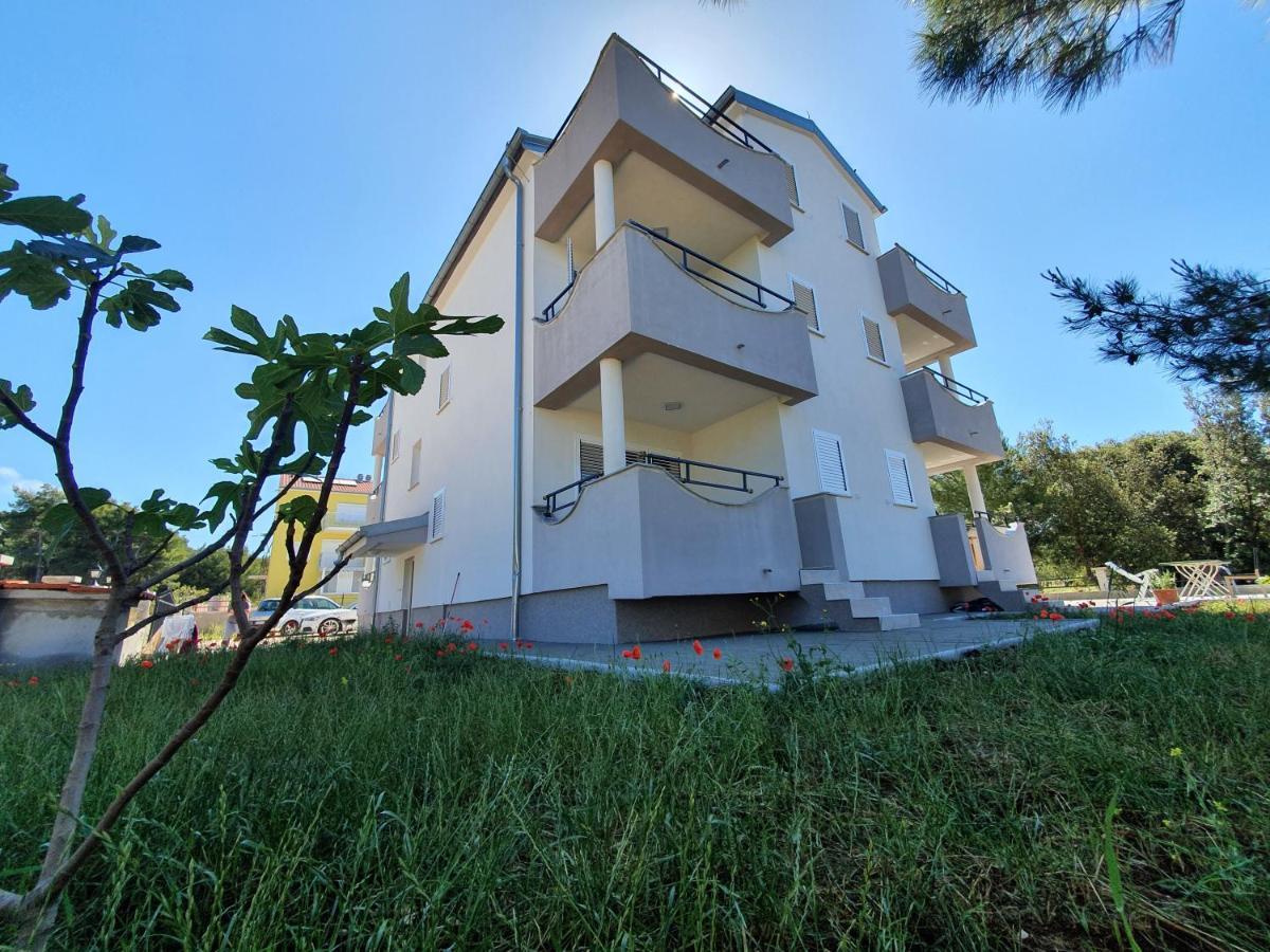 Apartments Villa M&M 2 Bibinje Exteriör bild